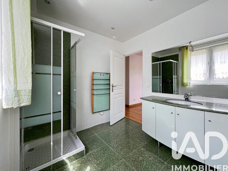 Maison - 450 m² - 7 pièces