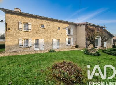 Maison - 254 m² - 6 pièces