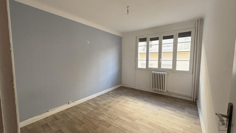 Appartement - 83 m² - 4 pièces