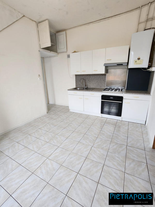 Maison - 86 m² - 7 pièces
