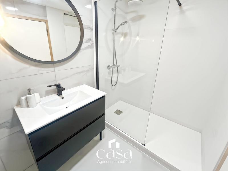 Appartement - 150 m² - 7 pièces