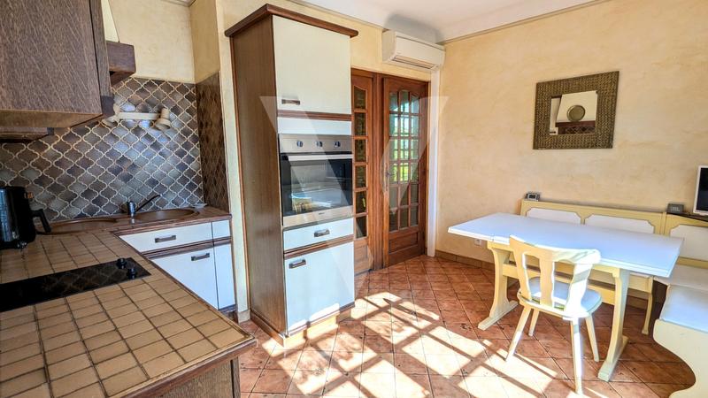 Maison - 140 m² - 7 pièces