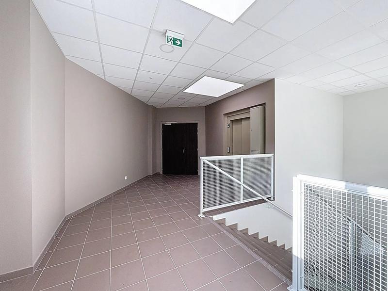 Bureau - 130 m² - 1 pièce