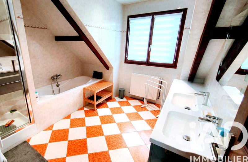 Maison - 148 m² - 6 pièces