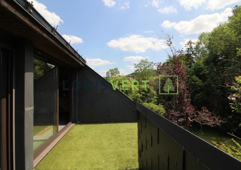 Maison - 205 m² - 10 pièces