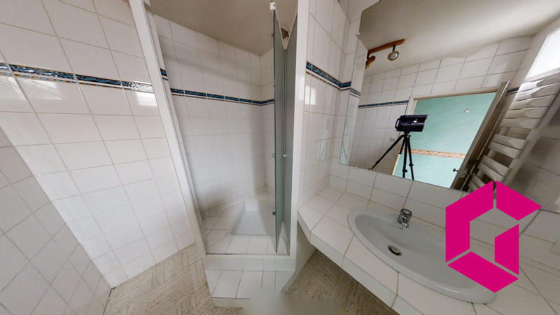 Appartement - 65 m² - 4 pièces