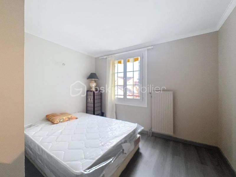 Maison - 104 m² - 6 pièces