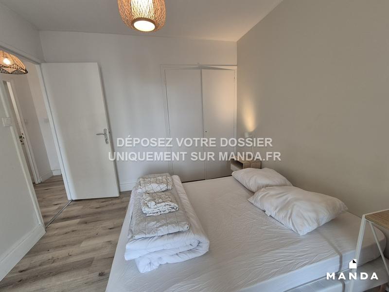 Chambre - 12 m² - 4 pièces