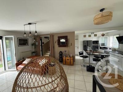 Villa - 110 m² - 5 pièces