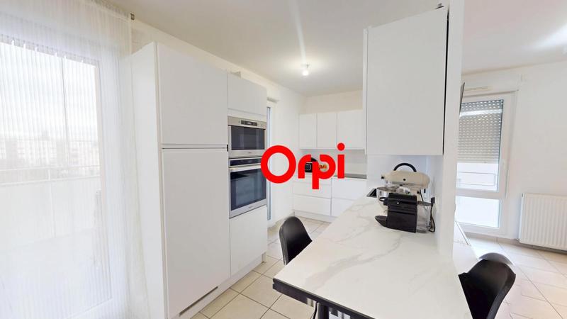 Appartement - 72 m² - 4 pièces