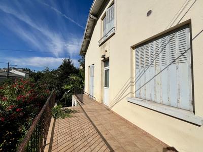 Maison - 162 m² - 7 pièces