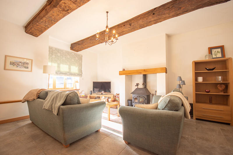 Maison - 92 m² - 5 pièces