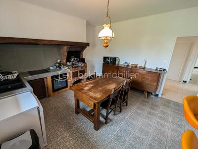 Maison - 170 m² - 5 pièces