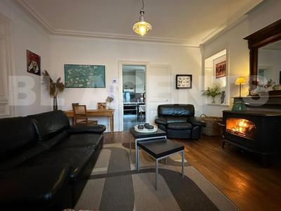 Maison - 247 m² - 10 pièces