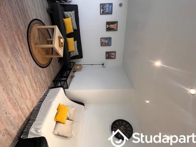 Chambre - 16 m² - 1 pièce