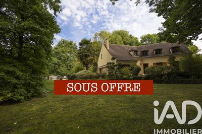 Maison - 213 m² - 7 pièces