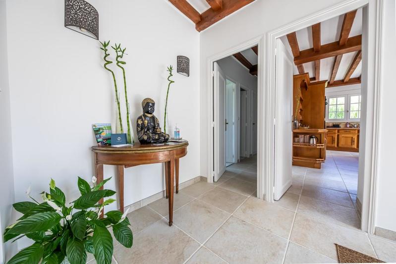 Propriété - 338 m² - 11 pièces