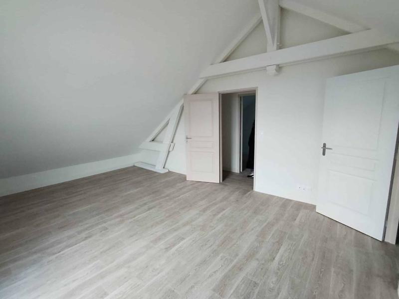 Appartement - 100 m² - 4 pièces