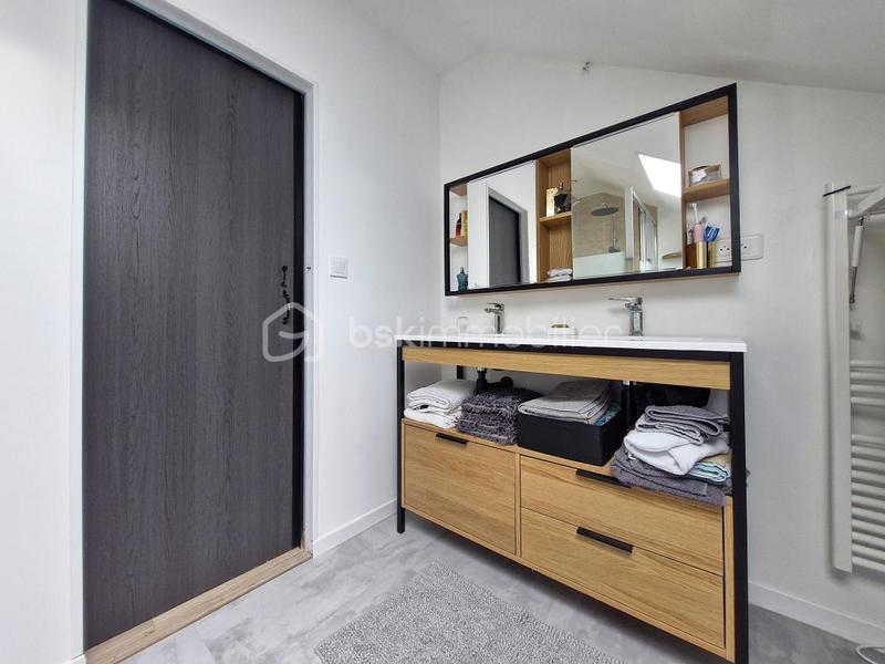 Immeuble - 303 m² - 12 pièces