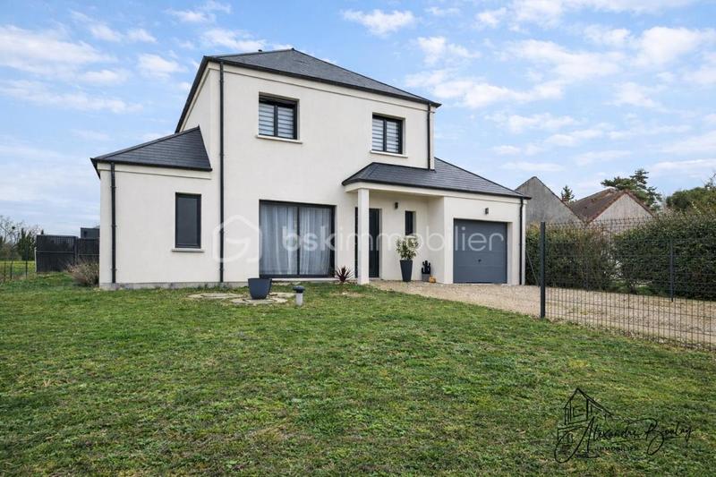 Maison traditionnelle - 140 m² - 6 pièces