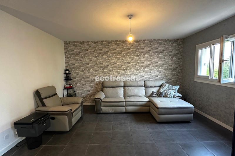 Appartement - 82 m² - 3 pièces