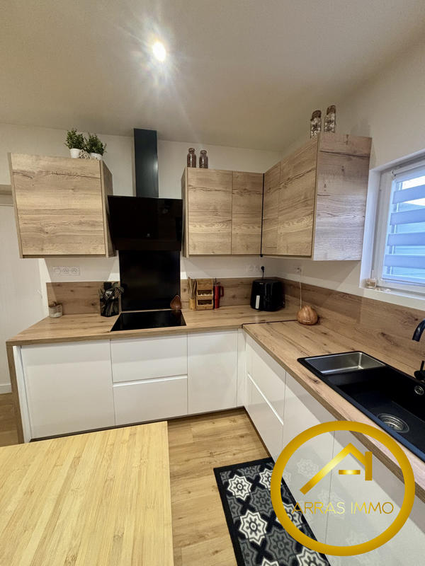 Maison - 115 m² - 4 pièces