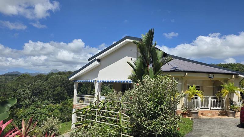 Maison - 30 m² - 8 pièces