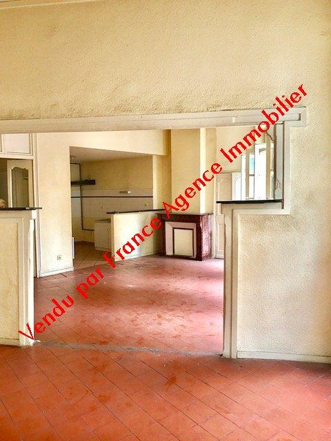 Appartement bourgeois - 73 m² - 3 pièces