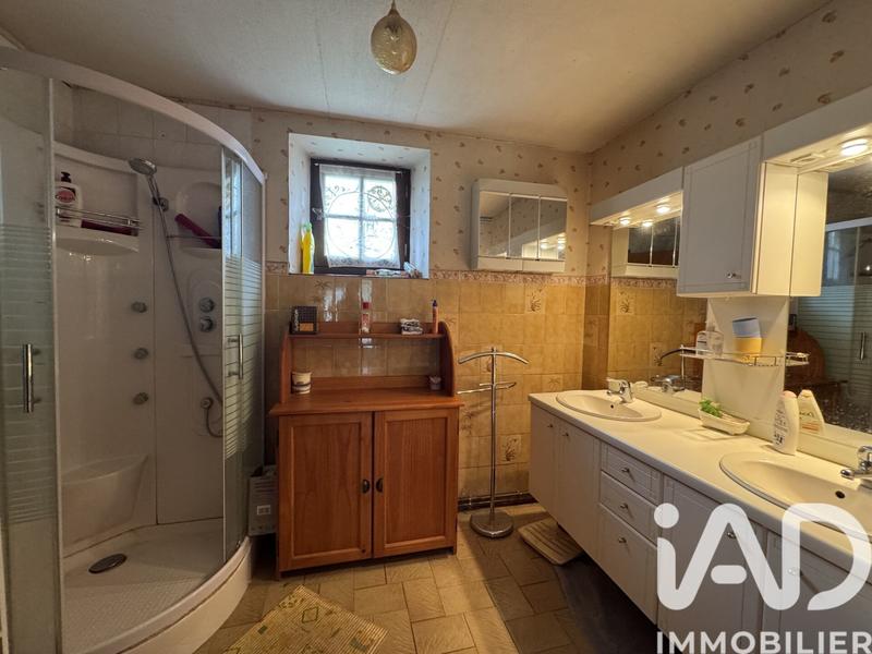 Maison - 159 m² - 7 pièces