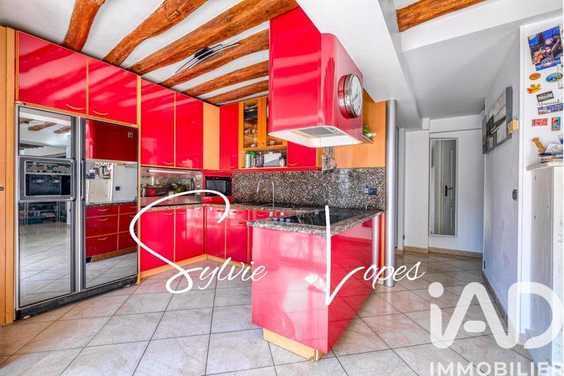 Maison - 170 m² - 5 pièces