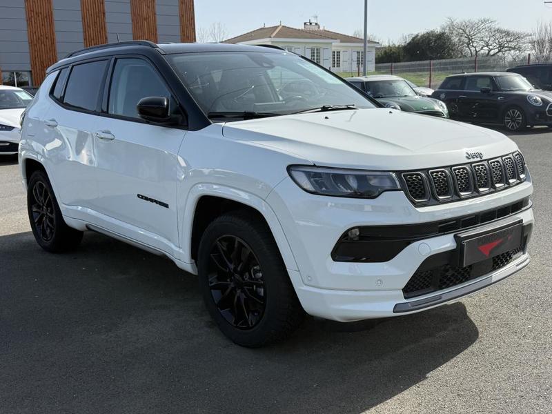 Jeep Compass 4xe s 240 phev at6