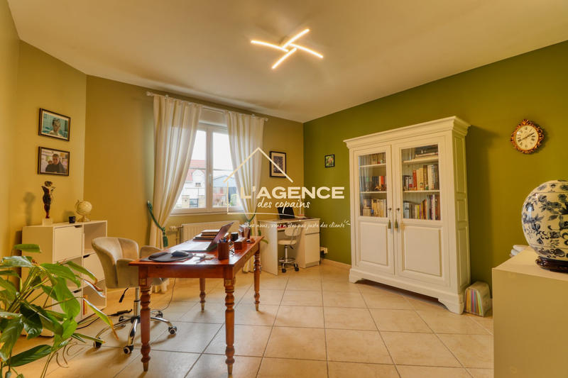 Maison - 185 m² - 6 pièces