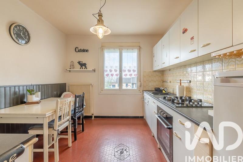 Maison - 97 m² - 5 pièces