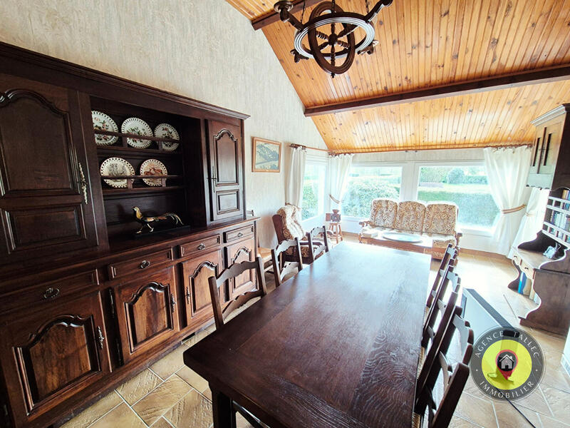 Maison - 91 m² - 5 pièces