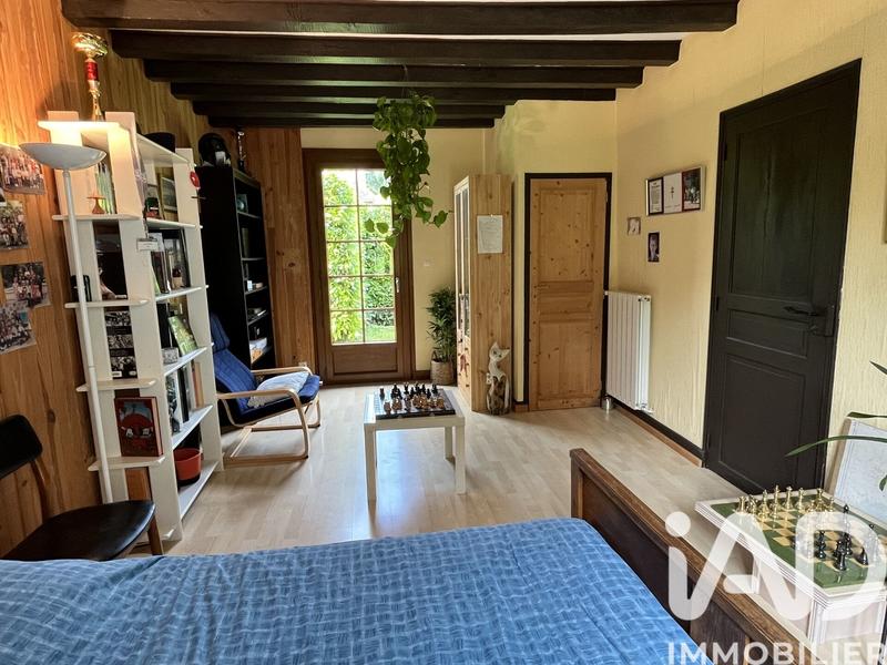 Maison - 221 m² - 7 pièces