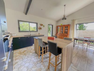 Maison - 120 m² - 5 pièces