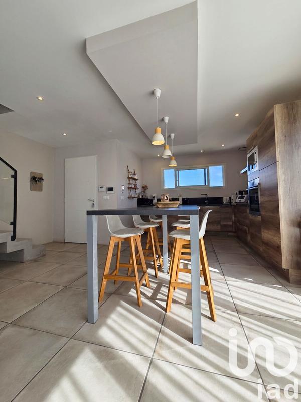 Maison - 112 m² - 4 pièces