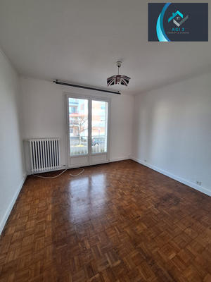 Appartement - 79 m² - 3 pièces