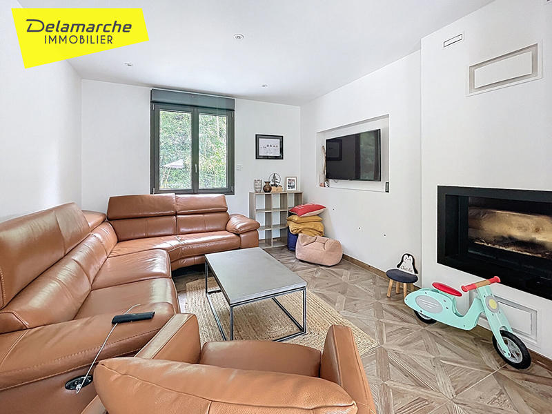 Maison - 166 m² - 7 pièces