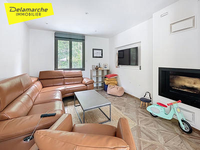 Maison - 166 m² - 7 pièces