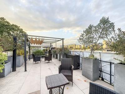 Local d'activités - 200 m²