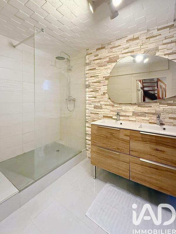 Maison de ville - 89 m² - 5 pièces