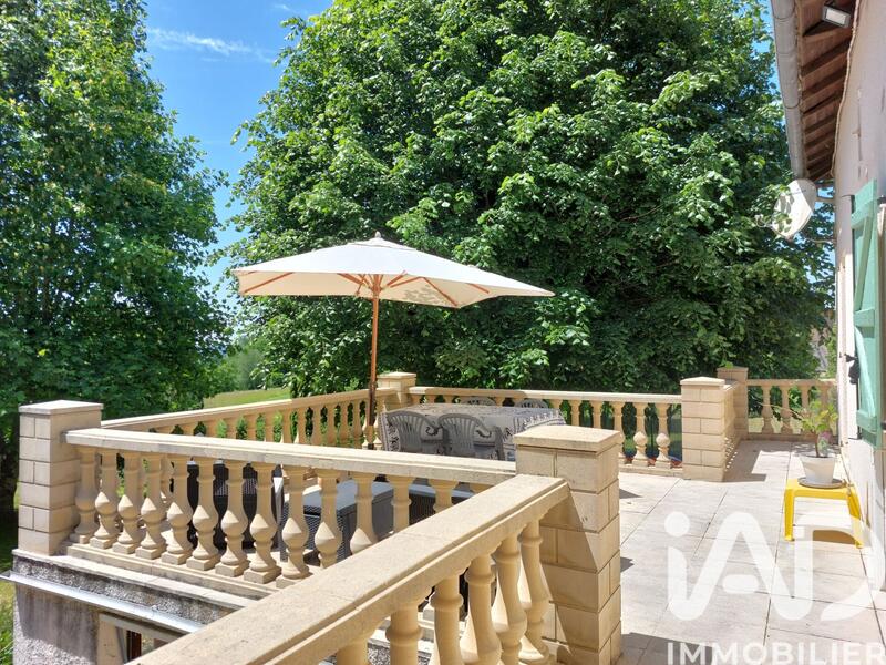 Maison - 142 m² - 5 pièces