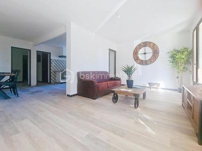 Maison - 100 m² - 4 pièces