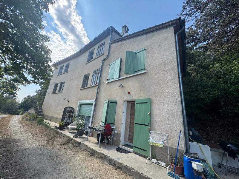 Immeuble - 142 m² - 4 pièces