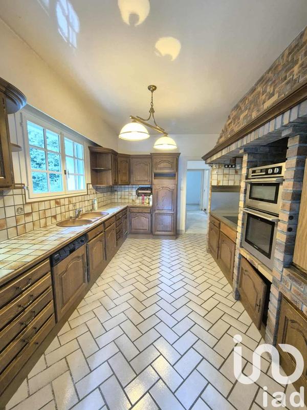 Maison - 265 m² - 6 pièces