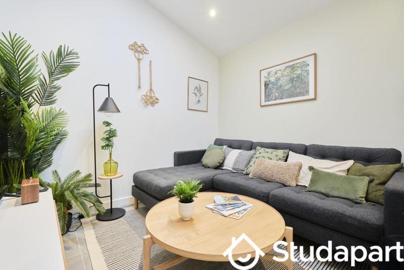 Chambre - 12 m² - 1 pièce