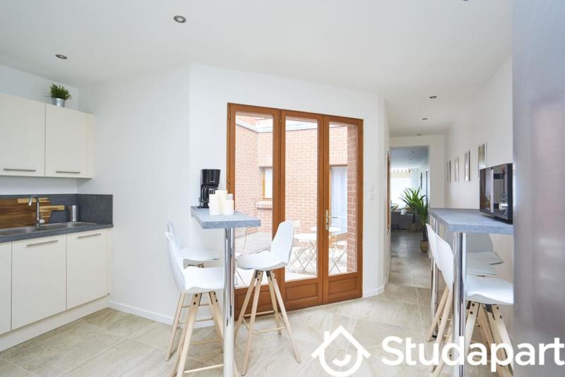 Chambre - 13 m² - 1 pièce