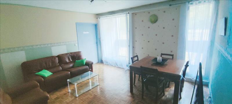 Chambre - 9 m² - 1 pièce