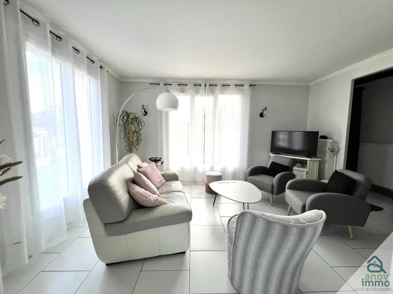 Maison - 104 m² - 5 pièces